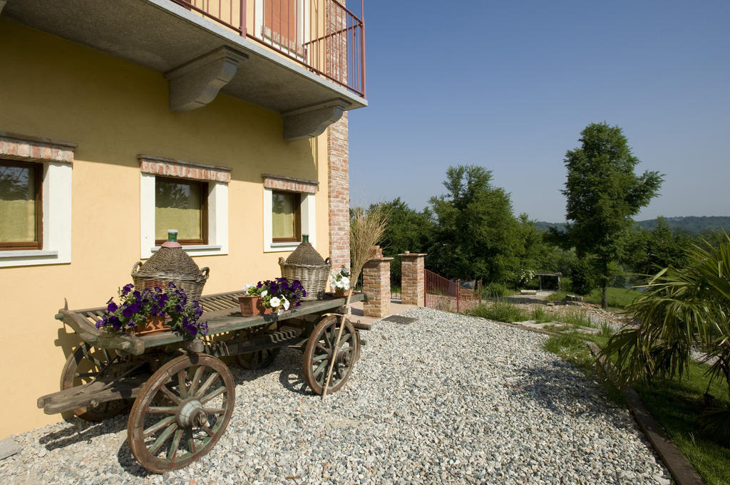 Agriturismo Cascina Monchiero Bra Kültér fotó