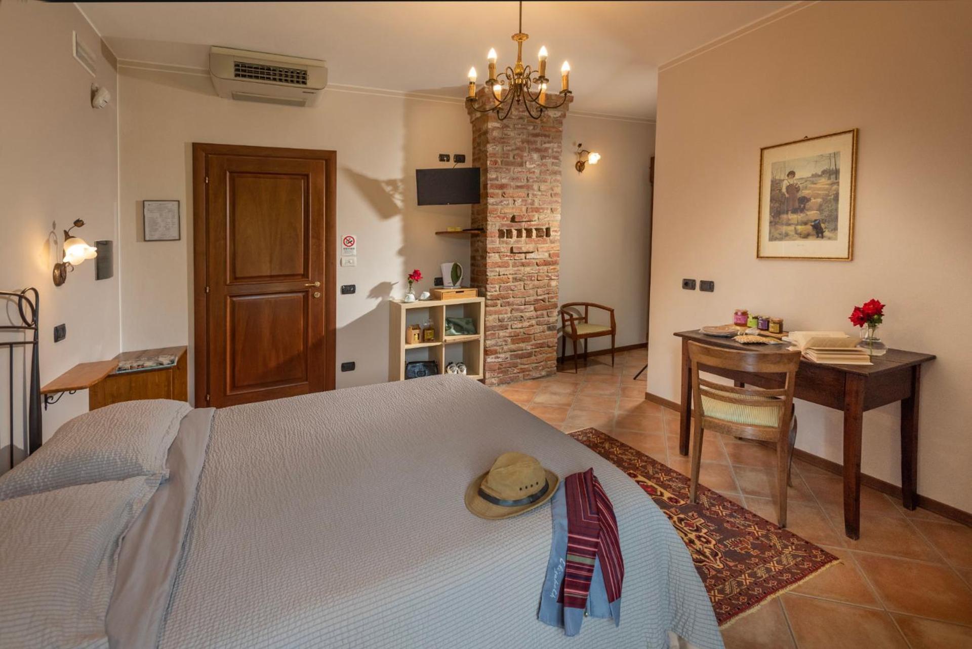 Agriturismo Cascina Monchiero Bra Kültér fotó