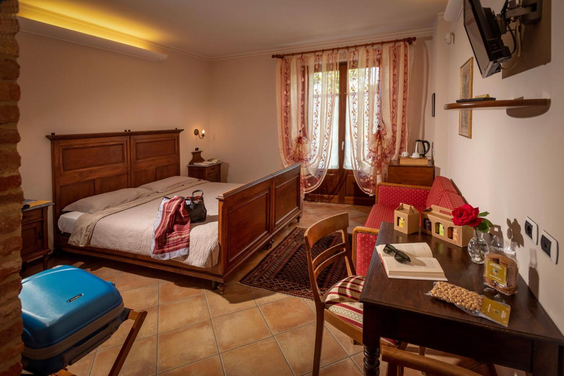 Agriturismo Cascina Monchiero Bra Kültér fotó