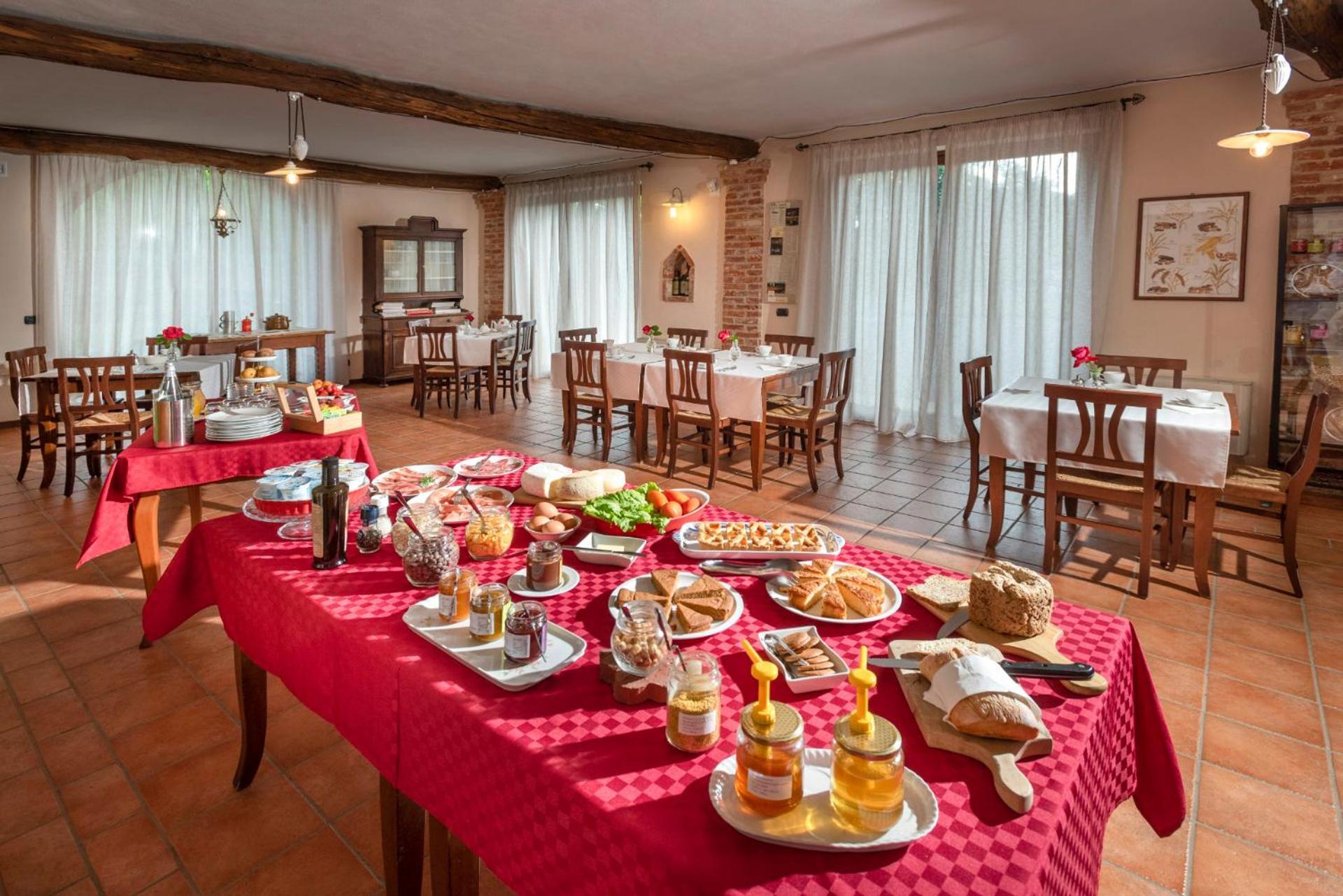 Agriturismo Cascina Monchiero Bra Kültér fotó
